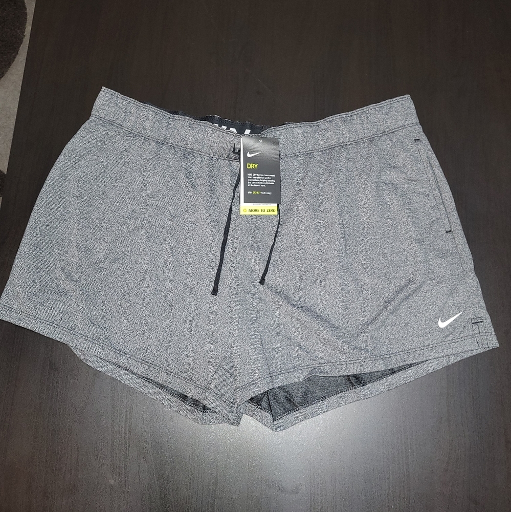 Nike Shorts - Picture 2 of 2